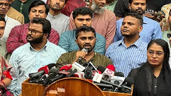 হাসিনা দিল্লি পালিয়েছে, জিএম কাদের কীভাবে এখনো জেলের বাইরে?