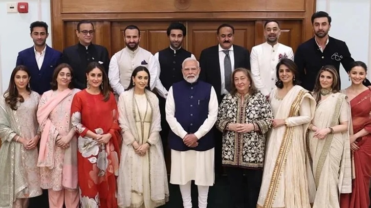 মোদির সঙ্গে দেখা করল বলিউডের কাপুর পরিবার মোদির সঙ্গে দেখা করল বলিউডের কাপুর পরিবার