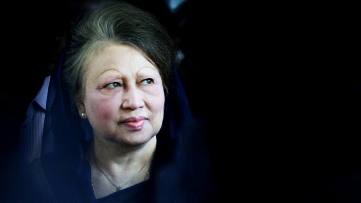 বেগম খালেদা জিয়ায় জন্য শুক্রবার দেশের সকল মসজিদে বিশেষ দোয়ার আহ্বান