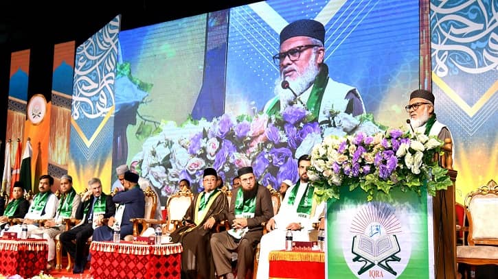 ধর্ম নিয়ে বেয়াদবি মেনে নেওয়া হবেনা: ধর্ম উপদেষ্টা