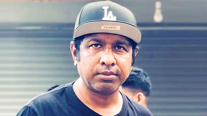 নারী সঙ্গী প্রয়োজন নয়, এটা অটো থাকে : মারজুক রাসেল নারী সঙ্গী প্রয়োজন নয়, এটা অটো থাকে : মারজুক রাসেল