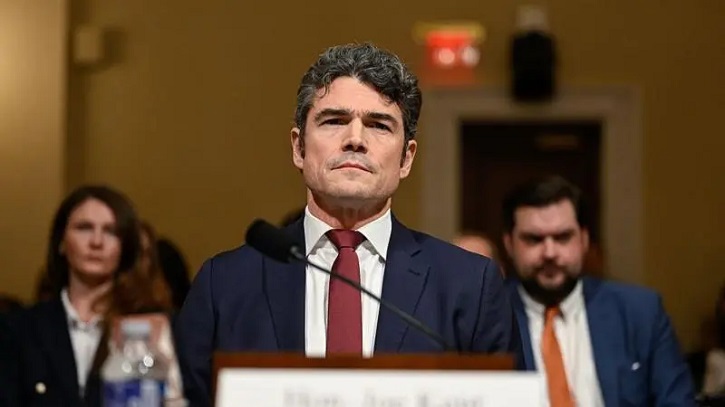 নিজ দেশের প্রতি অনাস্থা জানিয়ে পদত্যাগ করলেন মার্কিন শীর্ষ কর্মকর্তা