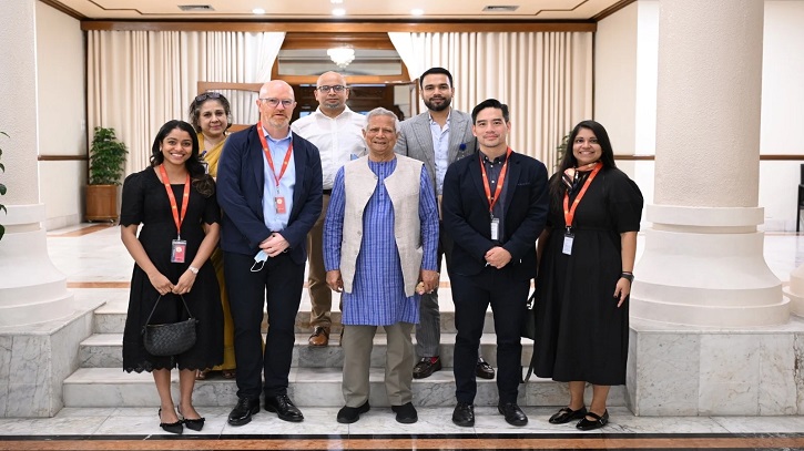 অপতথ্য মোকাবিলায় কার্যকর উদ্যোগ নিতে মেটাকে প্রধান উপদেষ্টার আহ্বান অপতথ্য মোকাবিলায় কার্যকর উদ্যোগ নিতে মেটাকে প্রধান উপদেষ্টার আহ্বান
