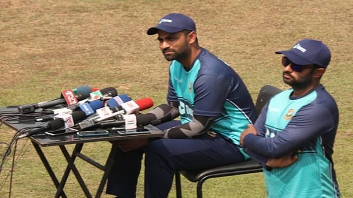এবার নাফিস ইকবালের ইঙ্গিতপূর্ণ স্ট্যাটাস এবার নাফিস ইকবালের ইঙ্গিতপূর্ণ স্ট্যাটাস