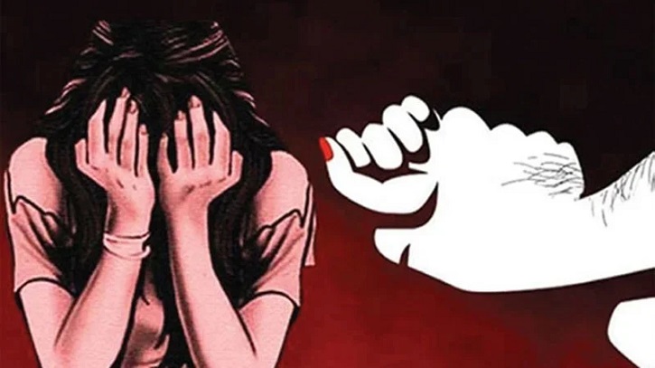 দেশে ৩৩২ নারী ও মেয়েশিশু নির্যাতনের শিকার হয়েছে দেশে ৩৩২ নারী ও মেয়েশিশু নির্যাতনের শিকার হয়েছে