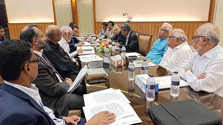 জুলাই সনদ বাস্তবায়নে বিশেষজ্ঞদের সঙ্গে ঐকমত্য কমিশনের বৈঠক জুলাই সনদ বাস্তবায়নে বিশেষজ্ঞদের সঙ্গে ঐকমত্য কমিশনের বৈঠক