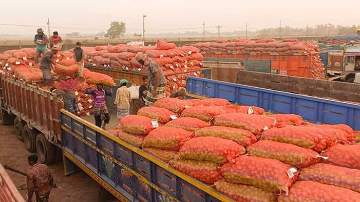 ভারত থেকে ২৯ টন পেঁয়াজ আমদানি