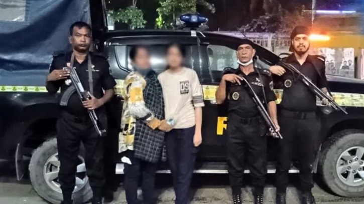এইচএসসি পরীক্ষার্থী মাহিরাকে চেতনানাশক দিয়ে অজ্ঞান করেন এক নারী এইচএসসি পরীক্ষার্থী মাহিরাকে চেতনানাশক দিয়ে অজ্ঞান করেন এক নারী