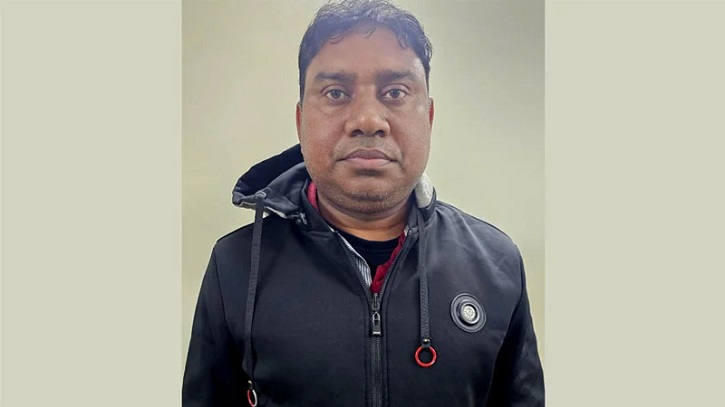 গ্রেপ্তারের পর উত্তরা থানা থেকে পালালেন সাবেক ওসি গ্রেপ্তারের পর উত্তরা থানা থেকে পালালেন সাবেক ওসি