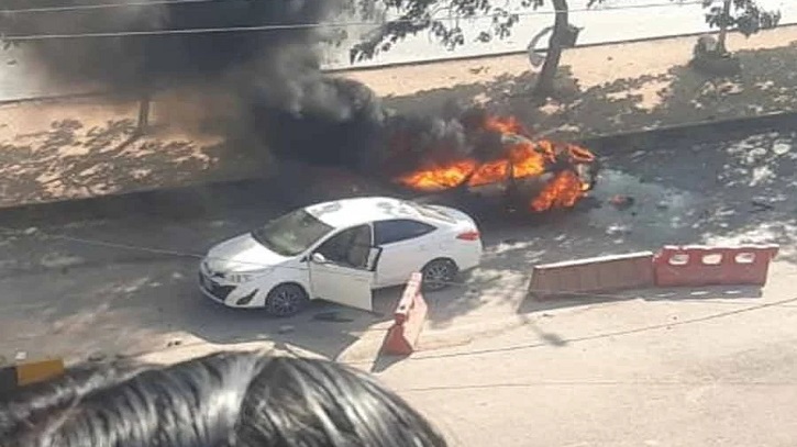 পাকিস্তানে আদালতের বাইরে বিস্ফোরণ, নিহত ১২