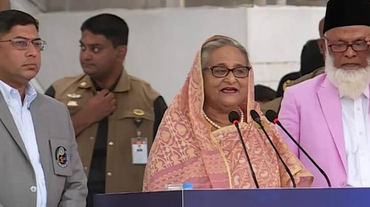 দেশে কেউ অতিদরিদ্র থাকবে না: প্রধানমন্ত্রী দেশে কেউ অতিদরিদ্র থাকবে না: প্রধানমন্ত্রী