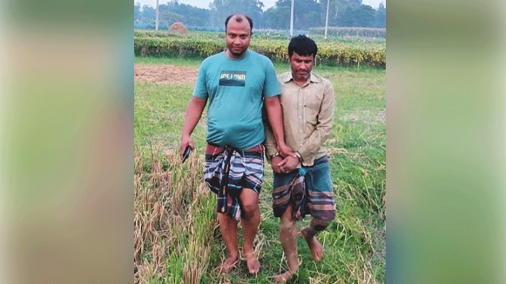 যে ভাবে ধানখেত থেকে হত্যা মামলার আসামি ধরল পুলিশ যে ভাবে ধানখেত থেকে হত্যা মামলার আসামি ধরল পুলিশ