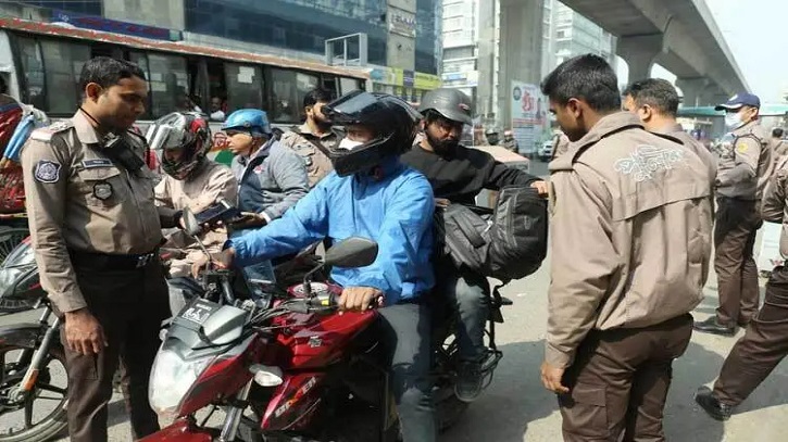 নির্বাচন ঘিরে রাজধানীতে পুলিশের তল্লাশি জোরদার