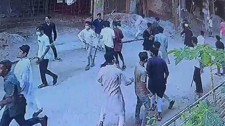পল্লবীতে ‘পাঁচ কোটি টাকা’ চাঁদা না পেয়ে হামলা ও গুলির ঘটনায় গ্রেপ্তার ৩ পল্লবীতে ‘পাঁচ কোটি টাকা’ চাঁদা না পেয়ে হামলা ও গুলির ঘটনায় গ্রেপ্তার ৩