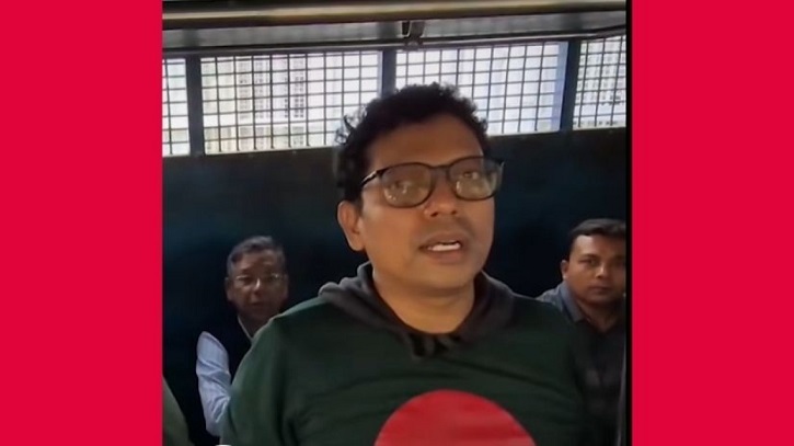 প্রিজনভ্যানে দাঁড়িয়ে জাতীয় সঙ্গীত গাইলেন পলক  