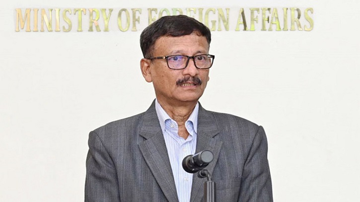 ভারতের পররাষ্ট্রমন্ত্রীর সফরকে রাজনৈতিক দৃষ্টিভঙ্গিতে না দেখাই ভালো: পররাষ্ট্র উপদেষ্টা
