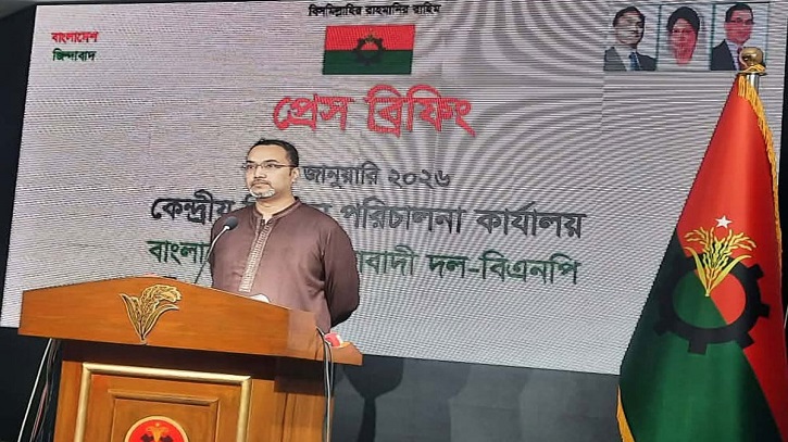 ‘বিতর্ক সৃষ্টি করতে ফ্যামিলি কার্ড ও কৃষক কার্ড দেয়ার নামে টাকা চাচ্ছে প্রতারক চক্র’