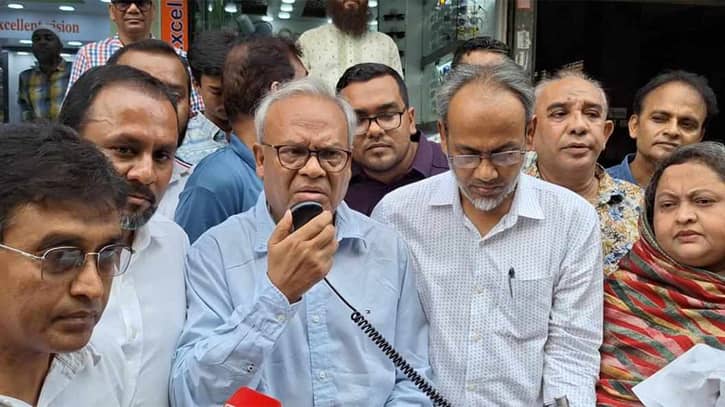 বাংলাদেশ ব্যাংকের থলের বিড়াল আস্তে আস্তে বের হতে শুরু করছে: রিজভী বাংলাদেশ ব্যাংকের থলের বিড়াল আস্তে আস্তে বের হতে শুরু করছে: রিজভী