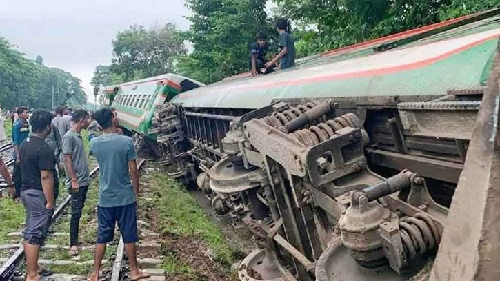 ঢাকার সঙ্গে উত্তরবঙ্গের রেলযোগাযোগ বন্ধ