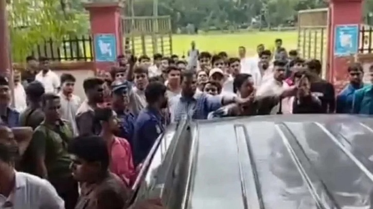এমপি হান্নান মাসউদের বক্তব্য ঘিরে বিএনপি-এনসিপির নেতাকর্মীদের মারামারি