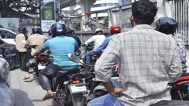 মোটরসাইকেল রাইড শেয়ারকারীরা দৈনিক পাবেন ৫ লিটার তেল