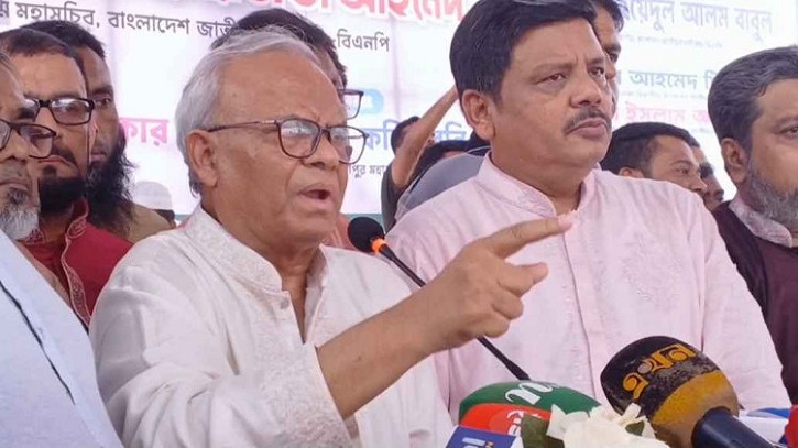 চাঁদাবাজ-দখলদাররা বিএনপির সদস্য হতে পারবে না: রিজভী চাঁদাবাজ-দখলদাররা বিএনপির সদস্য হতে পারবে না: রিজভী