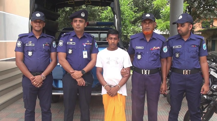 রিয়াদ হত্যা মামলার প্রধান আসামি রবিউল ঢাকায় গ্রেফতার রিয়াদ হত্যা মামলার প্রধান আসামি রবিউল ঢাকায় গ্রেফতার
