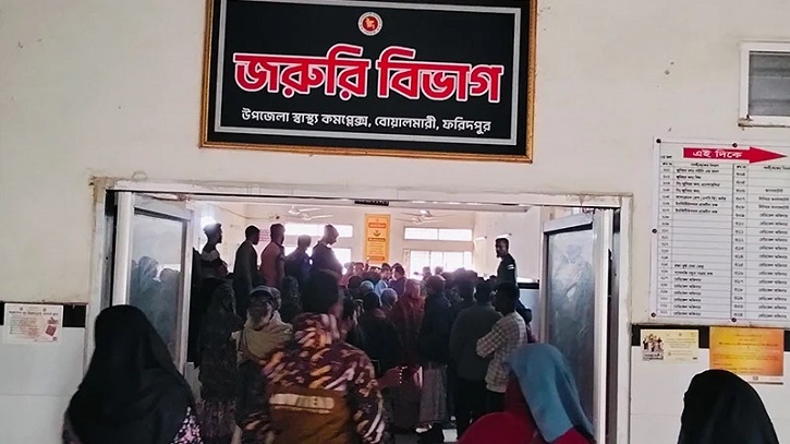 ট্রেনের ধাক্কায় দুমড়ে-মুচড়ে গেলো পিকআপ, দুই ভাইসহ নিহত ৩