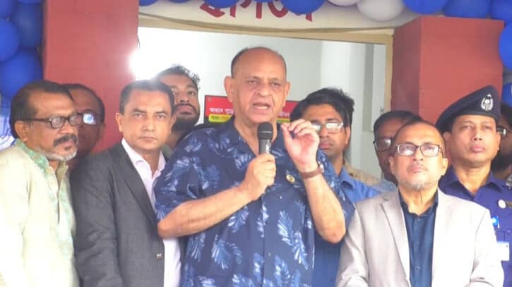 ‘দেশের সব ৫০ শয্যার হাসপাতাল ১০০ শয্যায় উন্নীত করা হবে’ ‘দেশের সব ৫০ শয্যার হাসপাতাল ১০০ শয্যায় উন্নীত করা হবে’