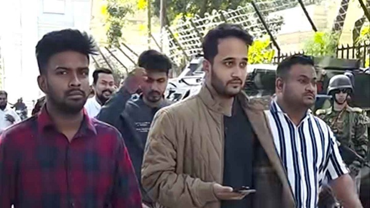 শেখ হাসিনাকে হাজারবার ফাঁসিতে ঝুলালেও শাস্তি কম হবে : স্নিগ্ধ