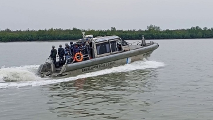 সুন্দরবনে বনদস্যু দমনে যৌথ বাহিনীর দুটি বিশেষ অভিযান শুরু