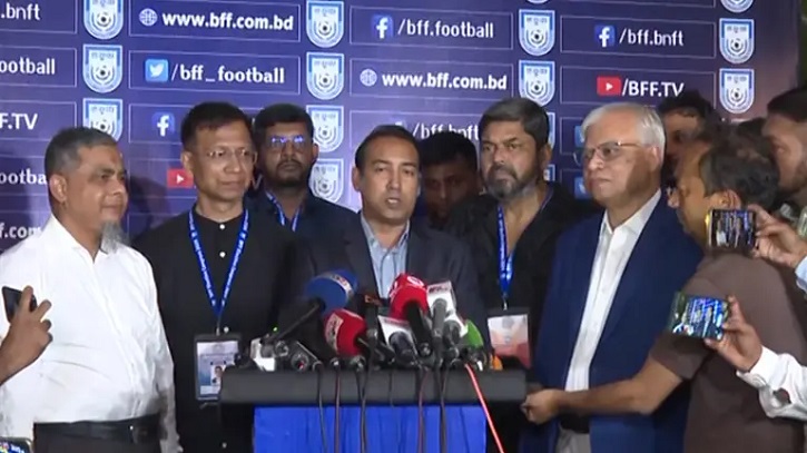 কথায় নয়, কাজে প্রমাণ দিতে চান বাফুফের নতুন সভাপতি কথায় নয়, কাজে প্রমাণ দিতে চান বাফুফের নতুন সভাপতি