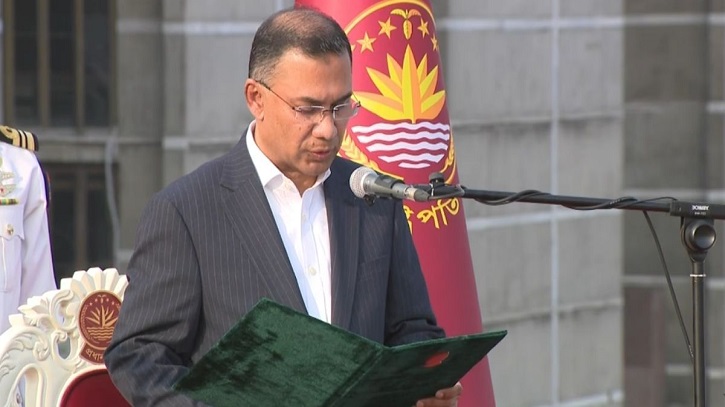 দেড় বছর পর নির্বাচিত সরকার পেল দেশ