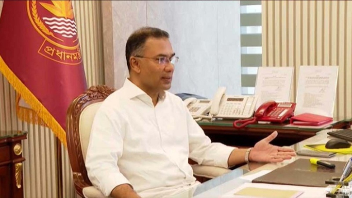 ঈদের ছুটি শেষে সচিবালয়ে কর্মব্যস্ত প্রধানমন্ত্রী