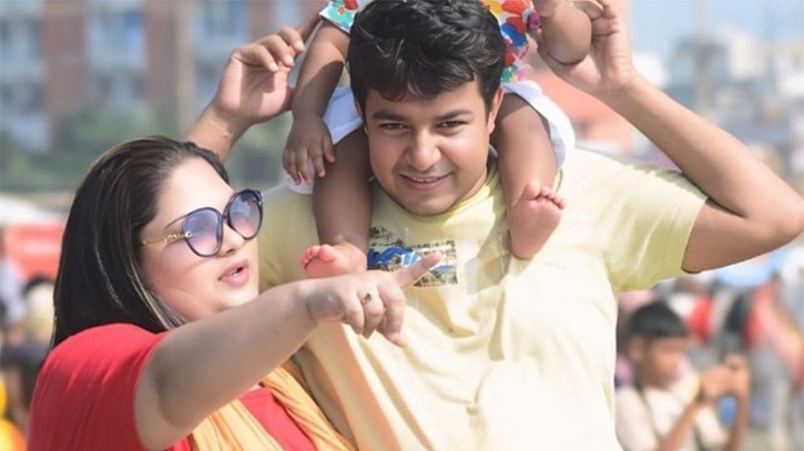 মানুষটা আপনাদের কাছে খারাপ হতে পারে কিন্তু সে আমার সন্তানের বাবা