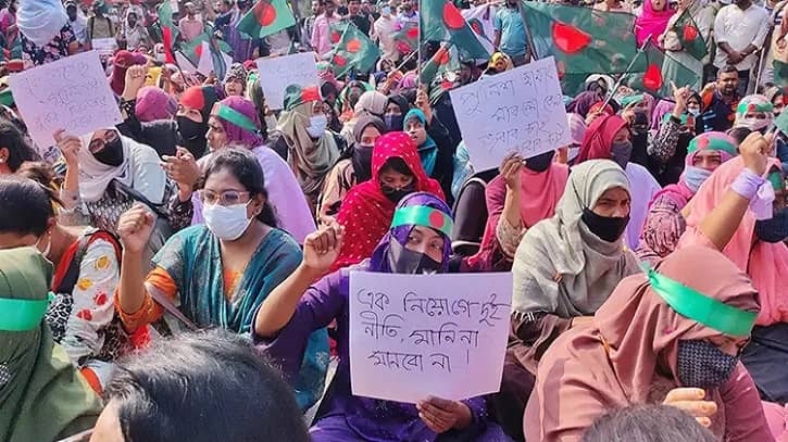 আবারও আন্দোলনে নামছেন প্রাথমিকের শিক্ষকরা