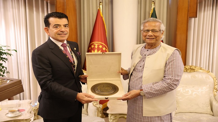 প্রধান উপদেষ্টার সঙ্গে আইসেস্কো মহাপরিচালকের বৈঠক 